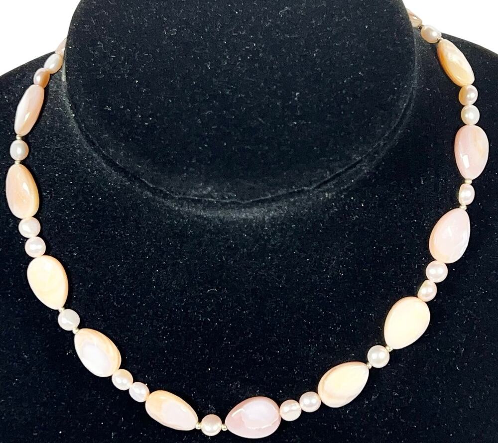 Gold 14K Freshwater Pearl & Drop Shaped Stone Statement Necklace 16" Beige